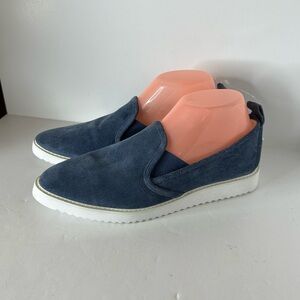KARL LAGERFELD Paris Clement Suede pointed toe Slip-on Sneakers color blue